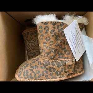 UGG KIDS Baby Girl Cassie Leopard Boots Medium
